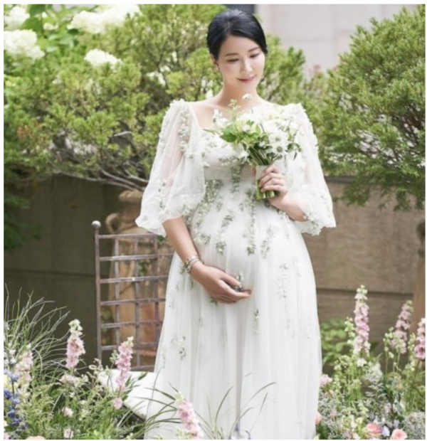 SNS에 올라왔던 장미인애의 사진
