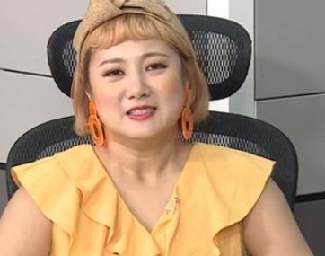  박나래 프로필, 나이, 키, 기절베개에 대해 알아보자