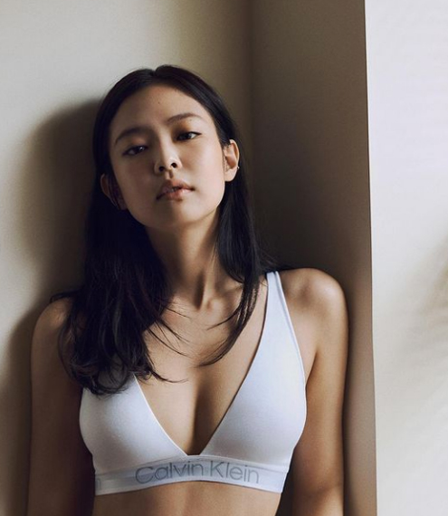  제니 나이 프로필 키 블랙핑크 인스타 몸매 화보 실물 과거
