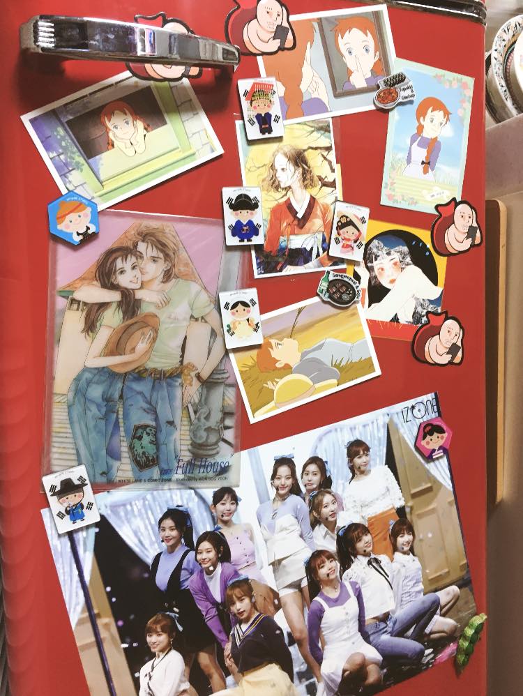 아이즈원 레트로 냉장고, 빨강머리 15