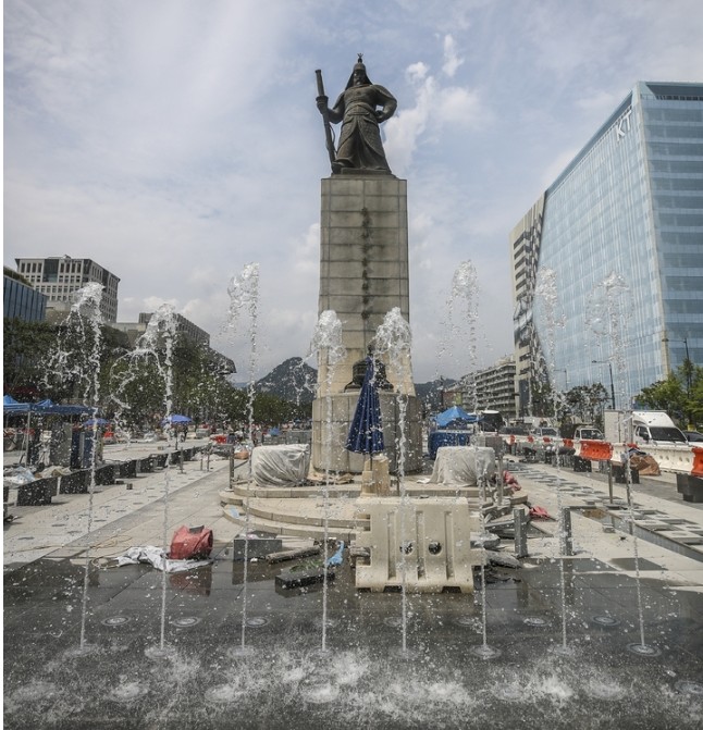 8월 6일 광화문 광장 재개장 - 한글분수&#44; 명량분수