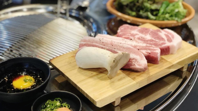 역삼역 회식장소 역삼역 숯불 돼지통 삼겹살 고기집