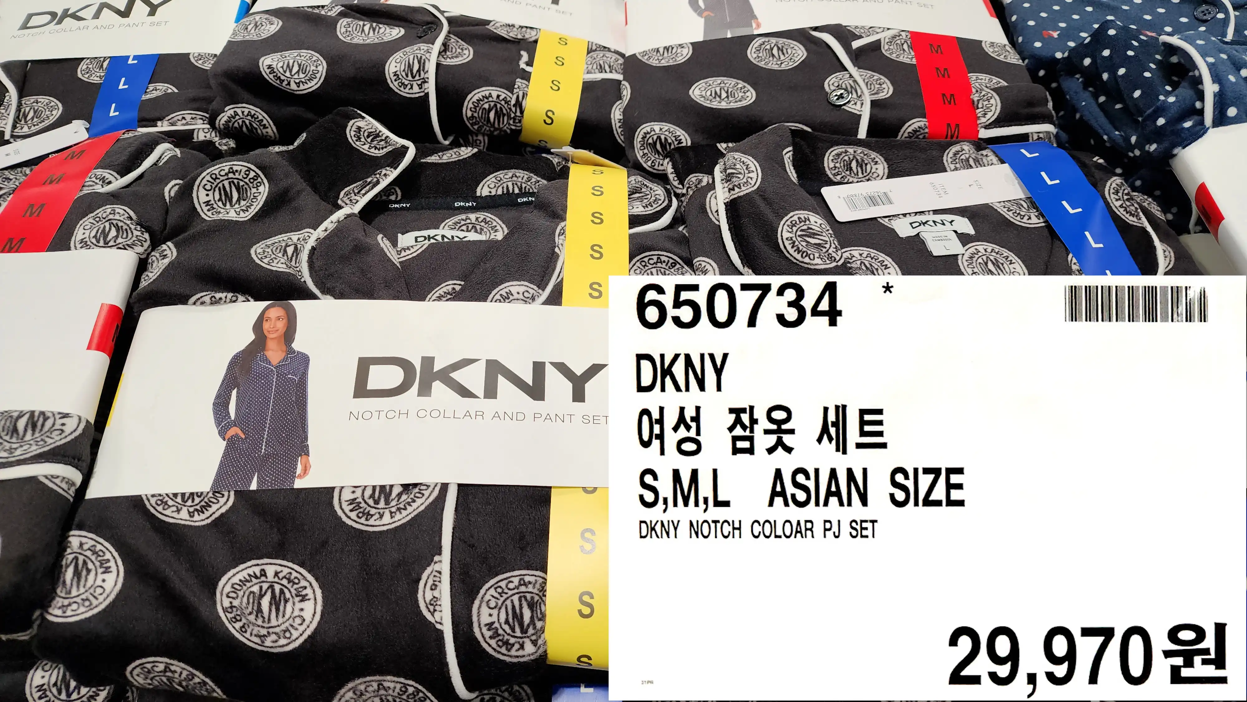 DKNY
여성 잠옷 세트
S&#44;M&#44;L ASIAN SIZE
DKNY NOTCH COLOAR PJ SET
29&#44;970원