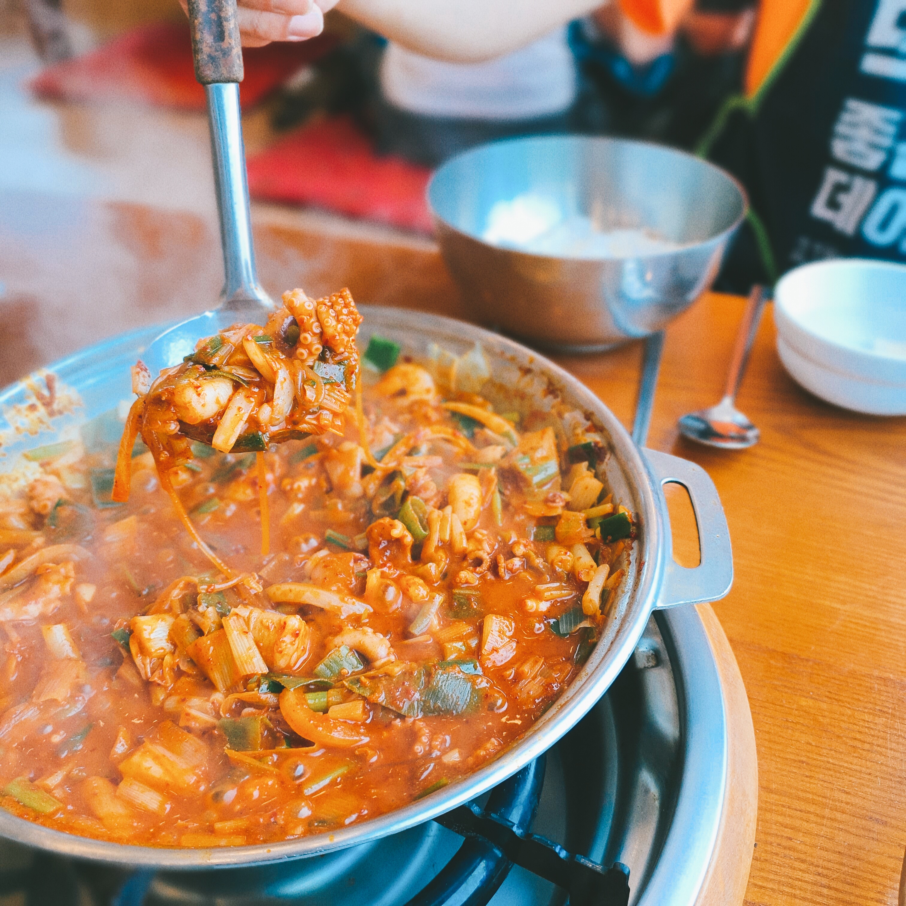 부산역 도착! 해운대 개미집 낙곱새 / 타이거슈가 흑당 밀크티 / 송대장