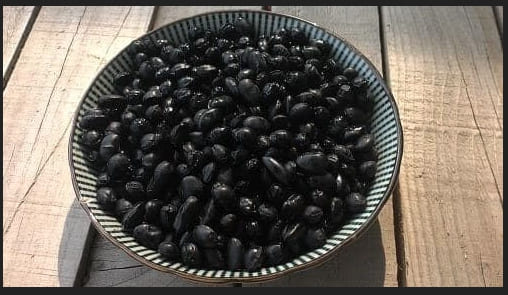 서리태 검은 콩 모아져 있는 인포그래픽2