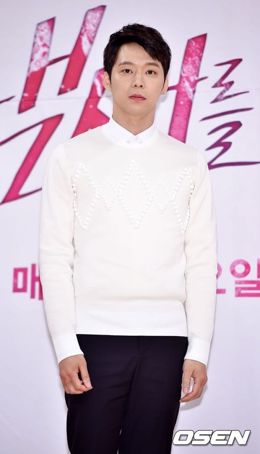  [단독] 박유천, '해무' 이후 7년만 스크린 복귀..'악에 바쳐' 男주인공 확정