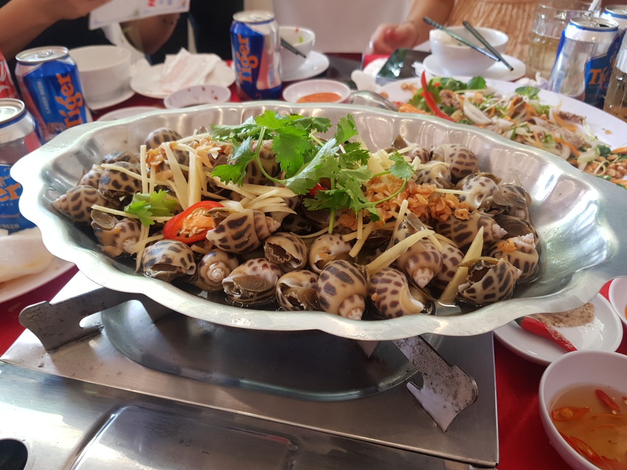 베트남 로컬 예식장 - 코스 요리(달팽이 요리)