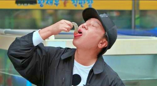  지붕없는 식탁 대하 새우 회 구이 튀김 맥주 광주 수완지구 맛집 이상민 윤택 위치 가격 정보