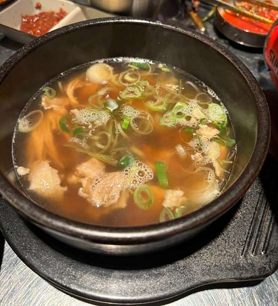 닭곰탕 돼지김치찌개