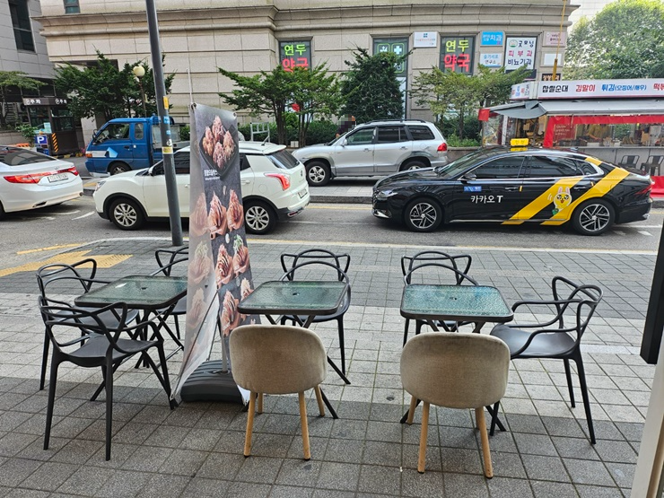 타코비-야외테이블