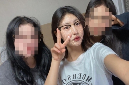  송종국 딸 송지아, 안경을 써도 예쁘네..어느덧 풋풋한 중학생