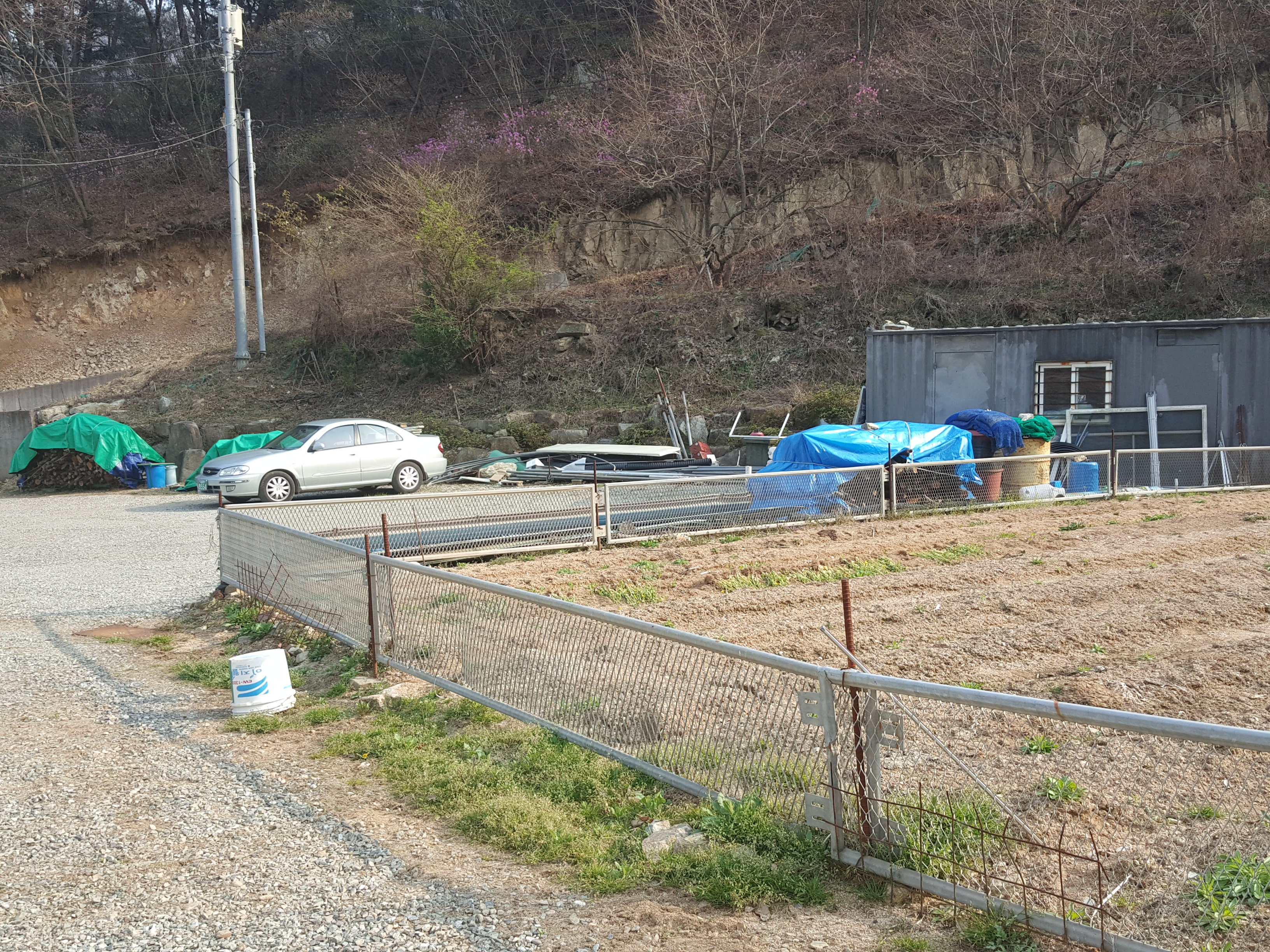  (땅나라 232번) 경남 창원 내서IC에서 17분거리, 내서읍 소재 전원주택지 187평 매매합니다.  / 문의 055)585-0053