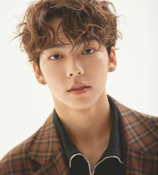 민찬 이미지