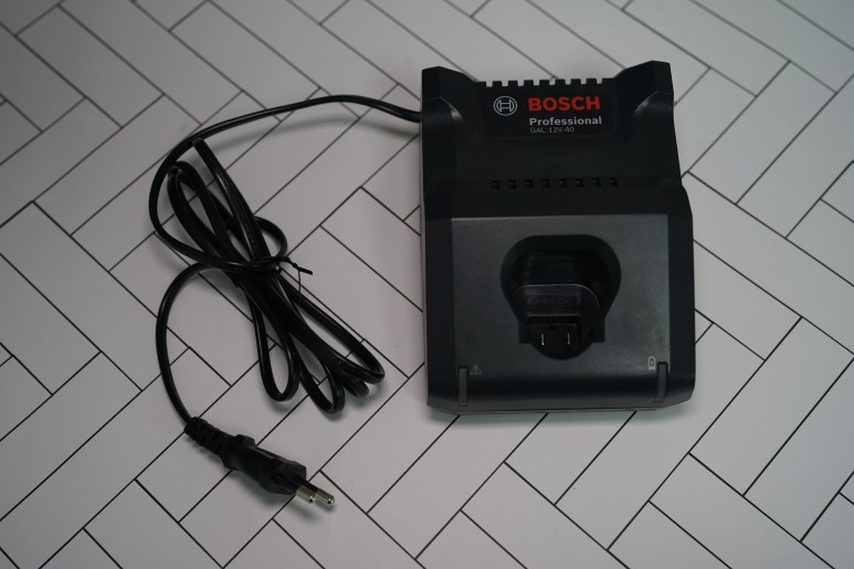 열화상 카메라 단열 점검 편리한 보쉬 9