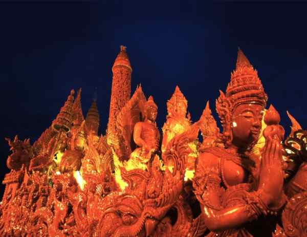 촛불 축제 (Ubon Ratchathanu Candle Festival)