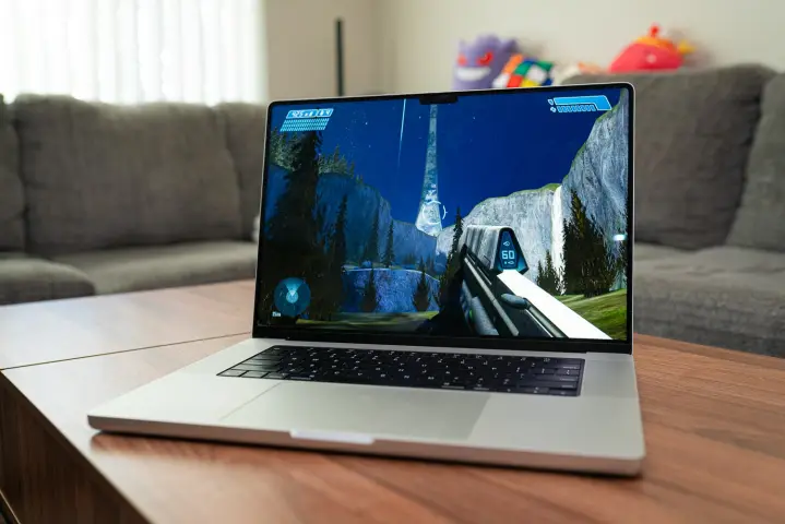  맥북 프로 MacBook Pro OLED: 지금까지 알려진 모든 것