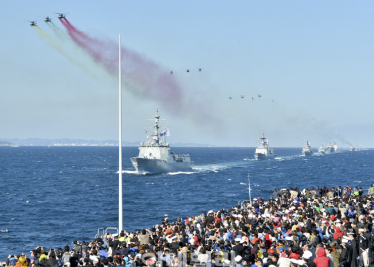  국제관함식(Fleet Review)의 의미와 욱일기 갈등 문제에 대한 소고