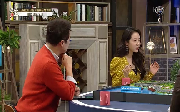 [344회] 역사저널 그날 - KBS[세계사를 바꾼 승부③ 1453 오스만, 동로마 제국을 무너뜨리다] 오스만 군대의 끝없는 공격에도 굳건했던 콘스탄티노플. 천년 요새로 불렸던 만큼 콘스탄티노플의 높고.ts_20220320_165439.137.jpg