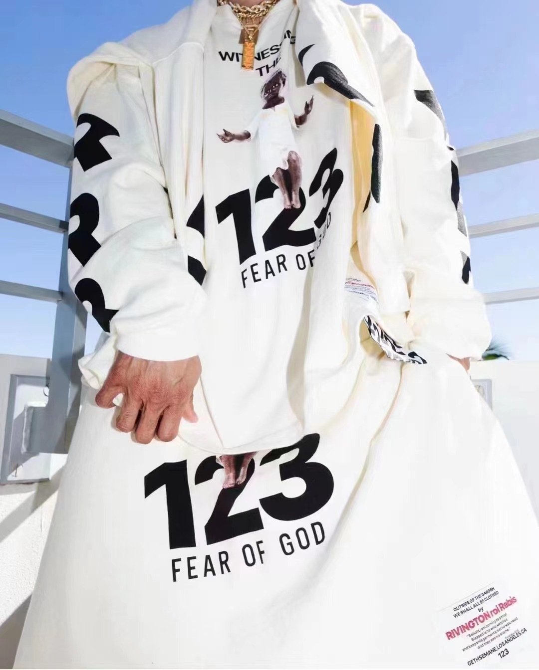  [FEAR OF GOD x RRR 123] 피어오브갓 X RRR 123 스웨트 셔츠 맨투맨 티셔츠