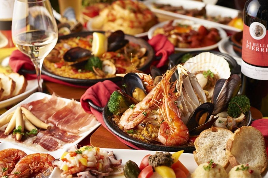  맛있는 음식으로 유명한 나라들 특징