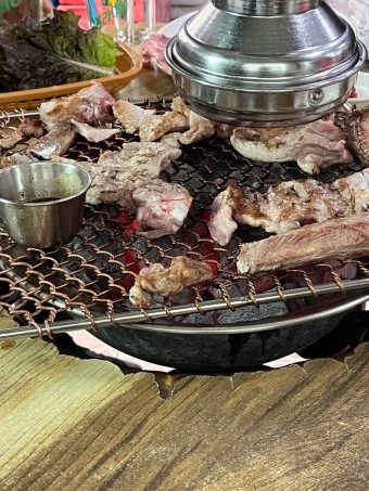 돼지생갈비 다슬기