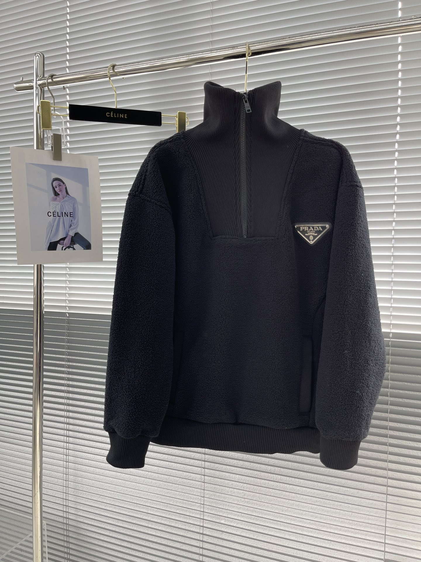  PRADA 프라다 플리스 풀오버 집업 터틀넥 프라다집업 프라다옷 프라다남성의류 프라다추천 명품새삥