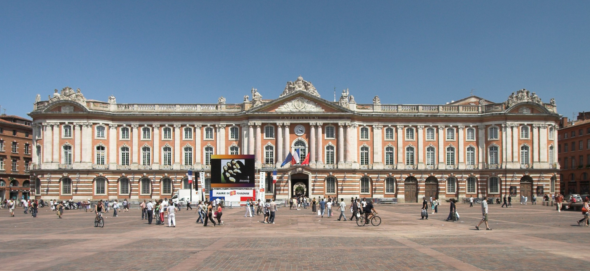 Place du Capitole,툴루즈국회의사당