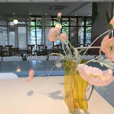 매장-내부-인테리어