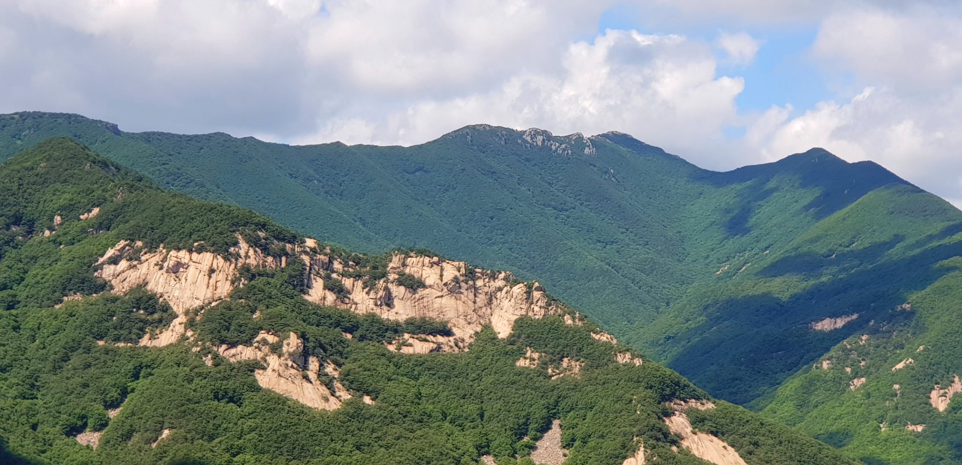 울산 천황산 풍경 백호바위