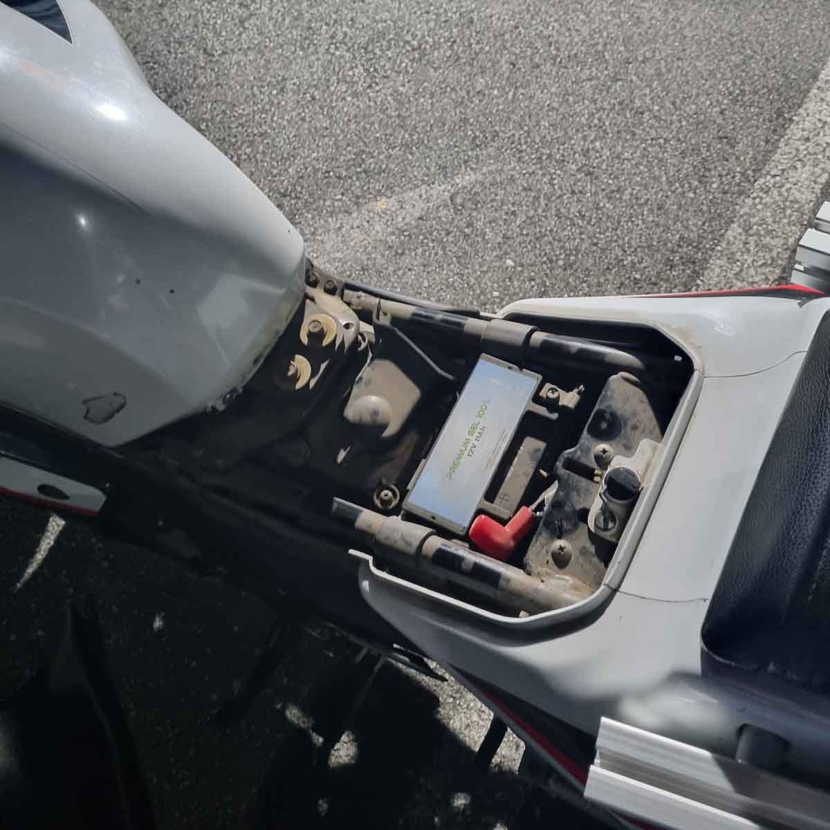 VJF 125 배터리