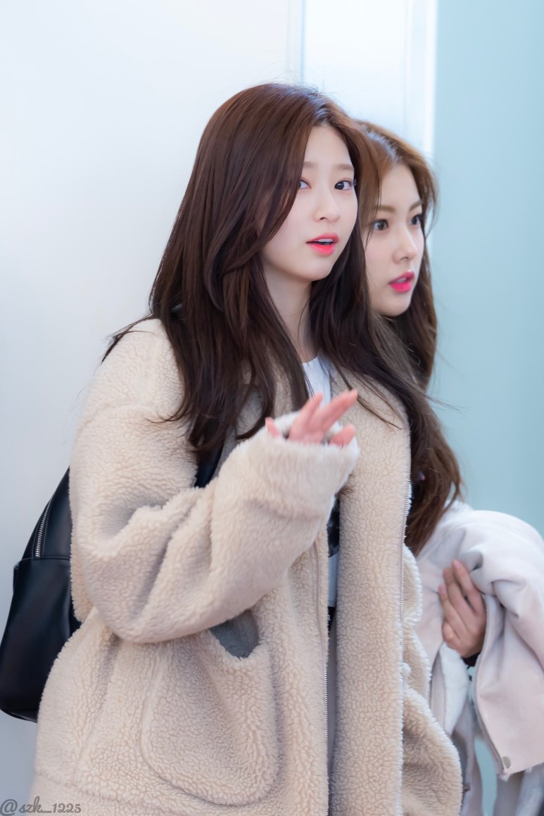 김민주