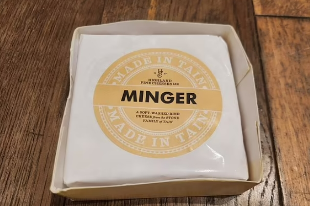 세계에서 가장 냄새 지독한 치즈의 맛은 VIDEO: I tasted the 'world's smelliest cheese' dubbed The Minger - and it's delicious