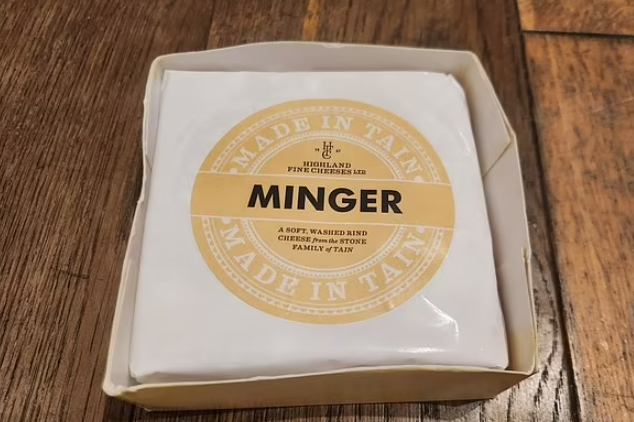 세계에서 가장 냄새 지독한 치즈의 맛은 VIDEO: I tasted the &#39;world&#39;s smelliest cheese&#39; dubbed The Minger - and it&#39;s delicious