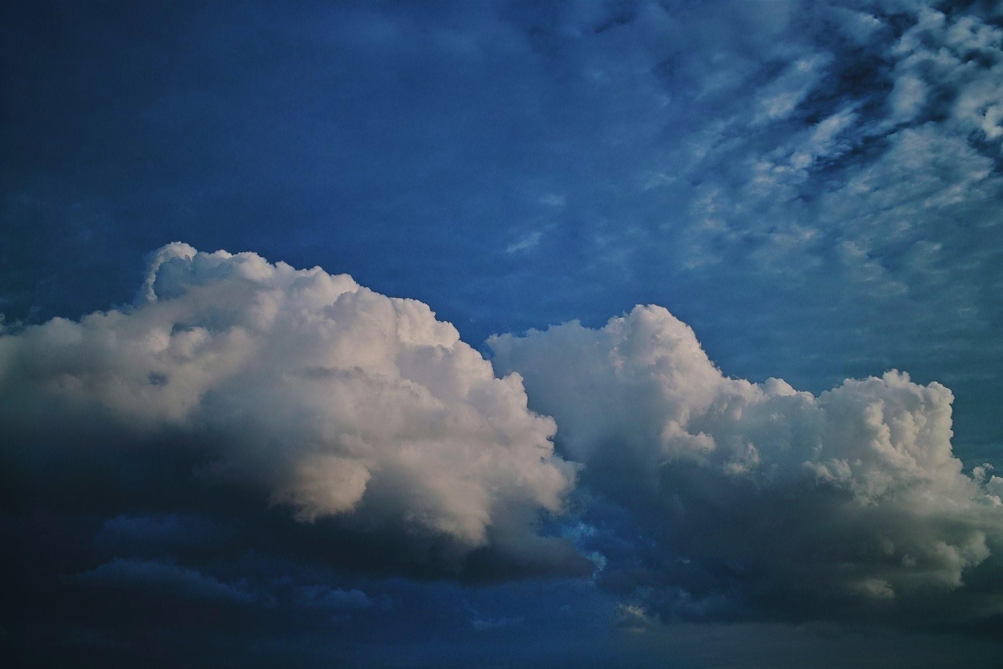 Blue sky 이미지
