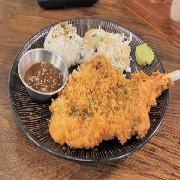  충북 충주시 연수동 맛집 유미당 생방송 오늘저녁 토마호크 돈가스 도끼 돈가스 오지개 돈가스