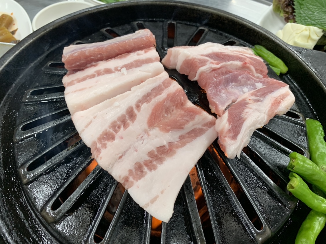 인천 부암갈비 돼지 생갈비 토요일은 밥이 좋아 맛집