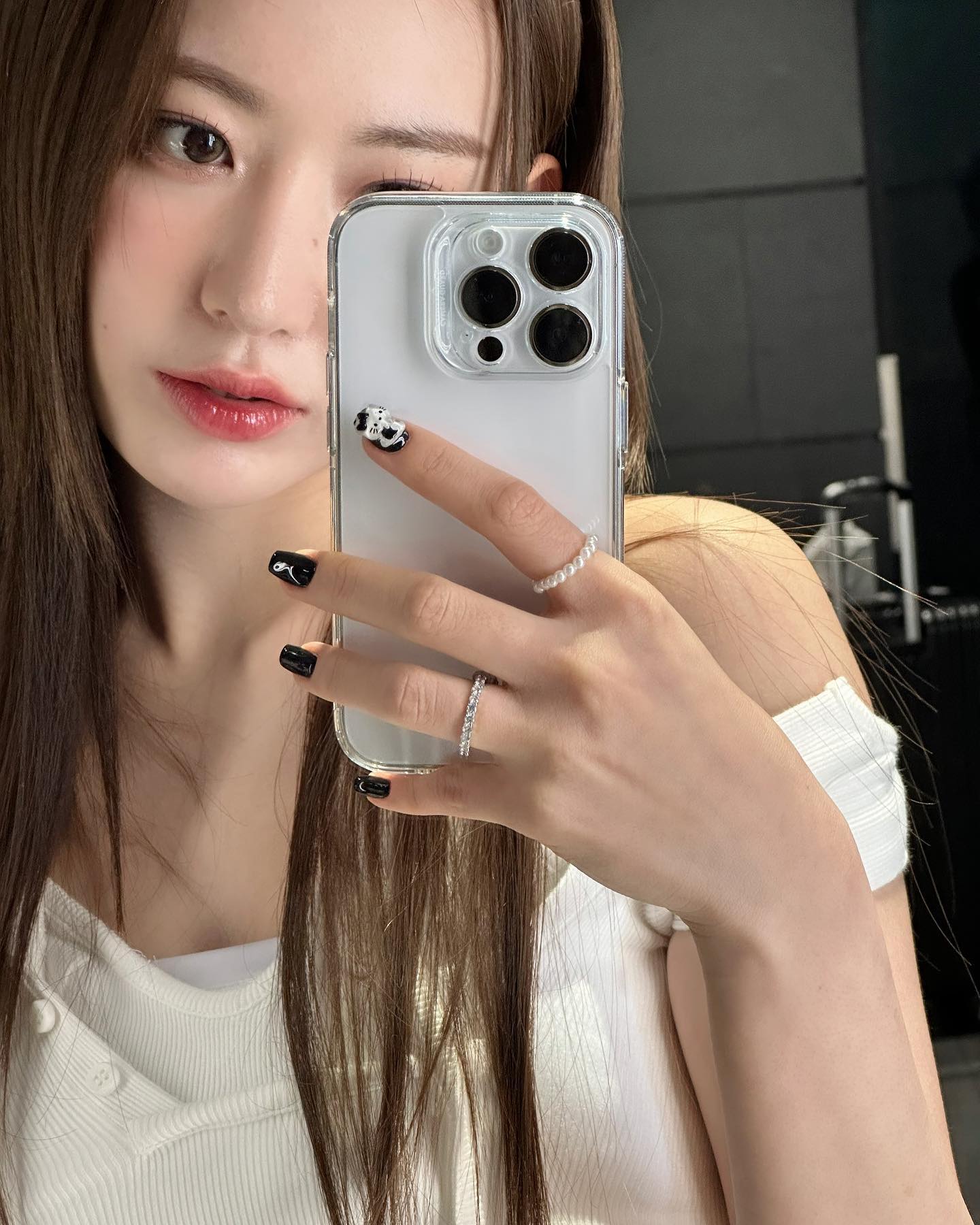  르세라핌 사쿠라 인스타그렘 셀카 사진