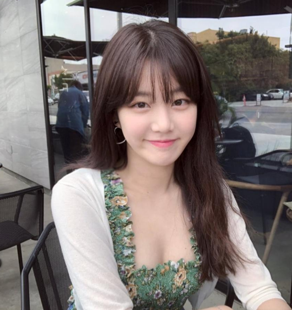  이유비 출연 확정 - 2021년 기대작 인기 웹툰 원작 " 유미의 세포들" 루비역