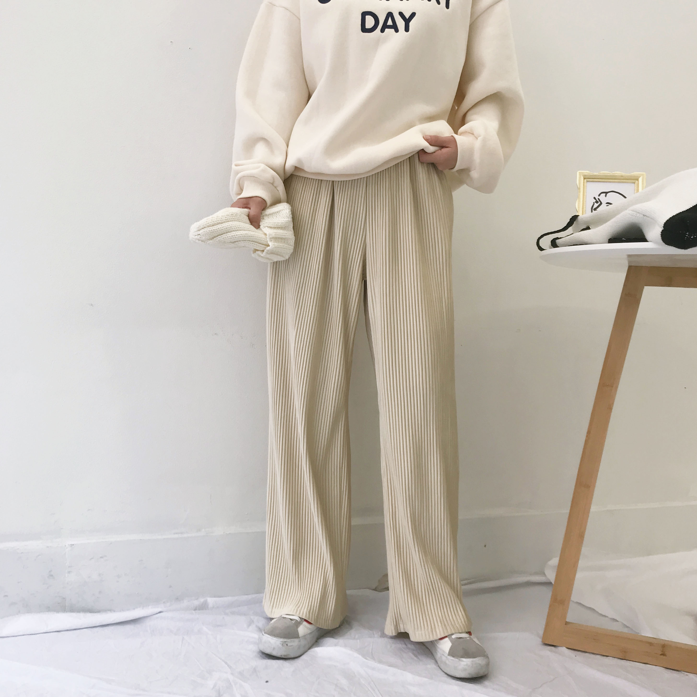 더뽐 부드러운 벨벳 골덴 와이드 밴딩팬츠