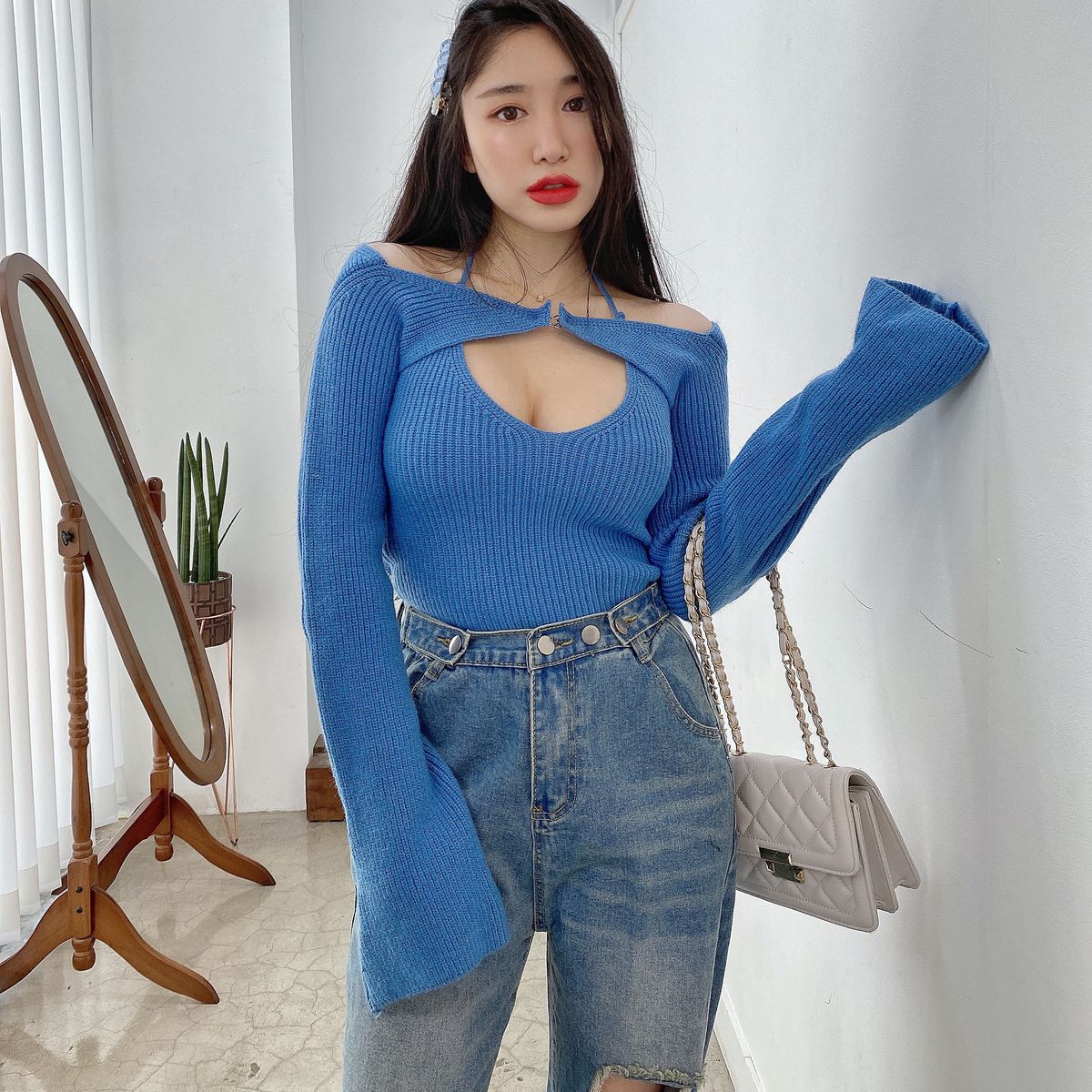 후크 홀터넥 니트 오프숄더 가디건 세트