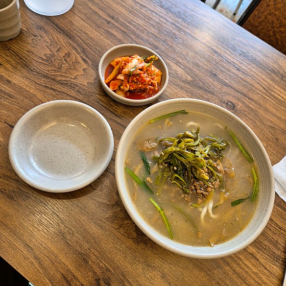 칼국수먹는날 이미지