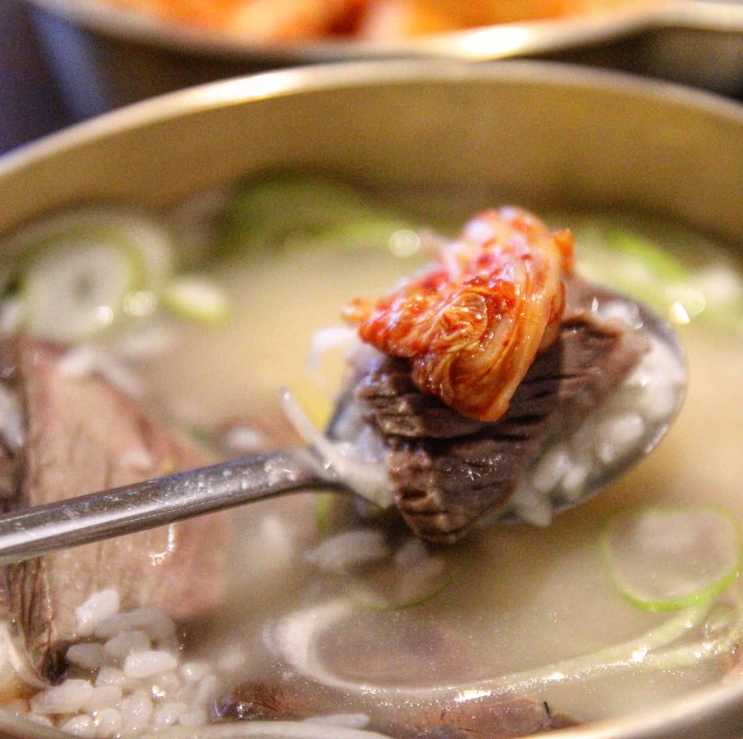  생방송투데이 뜨끈하고 맑은 서울 곰탕 맛집 마포 먹킷리스트 위치 가격 정보