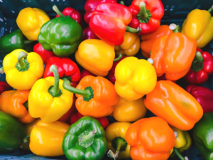 Did You Know the Differences Between Bell Peppers and Paprika in Taste, Nutrition, and Cooking Methods?