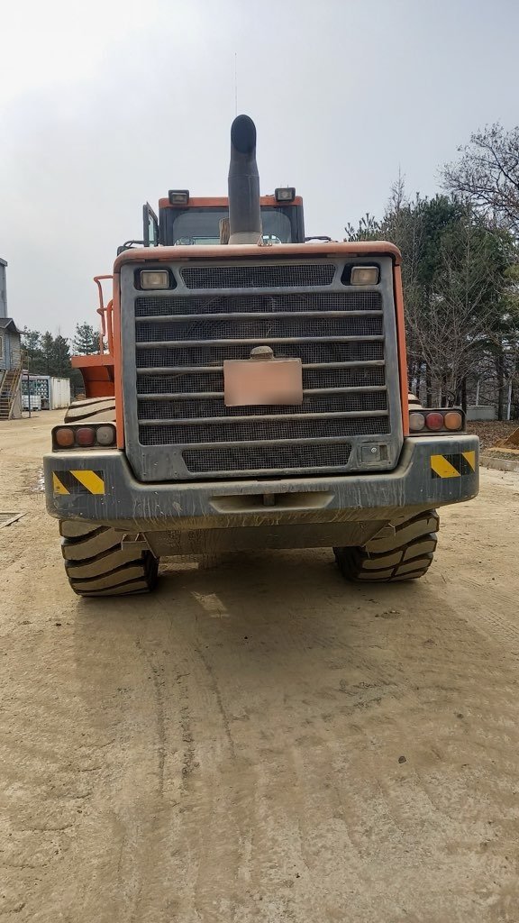  두산 DL450 2010년식 7000만원 판매합니다.
