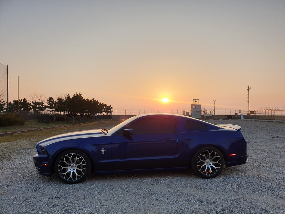 5세대 머스탱 사이드 마커 교체-FORD MUSTANG