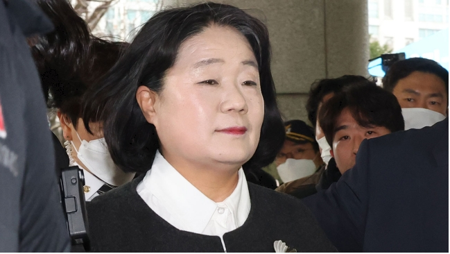 &quot;한국 의원과 북한 체제 연관성: 사건의 배경과 동향&quot;