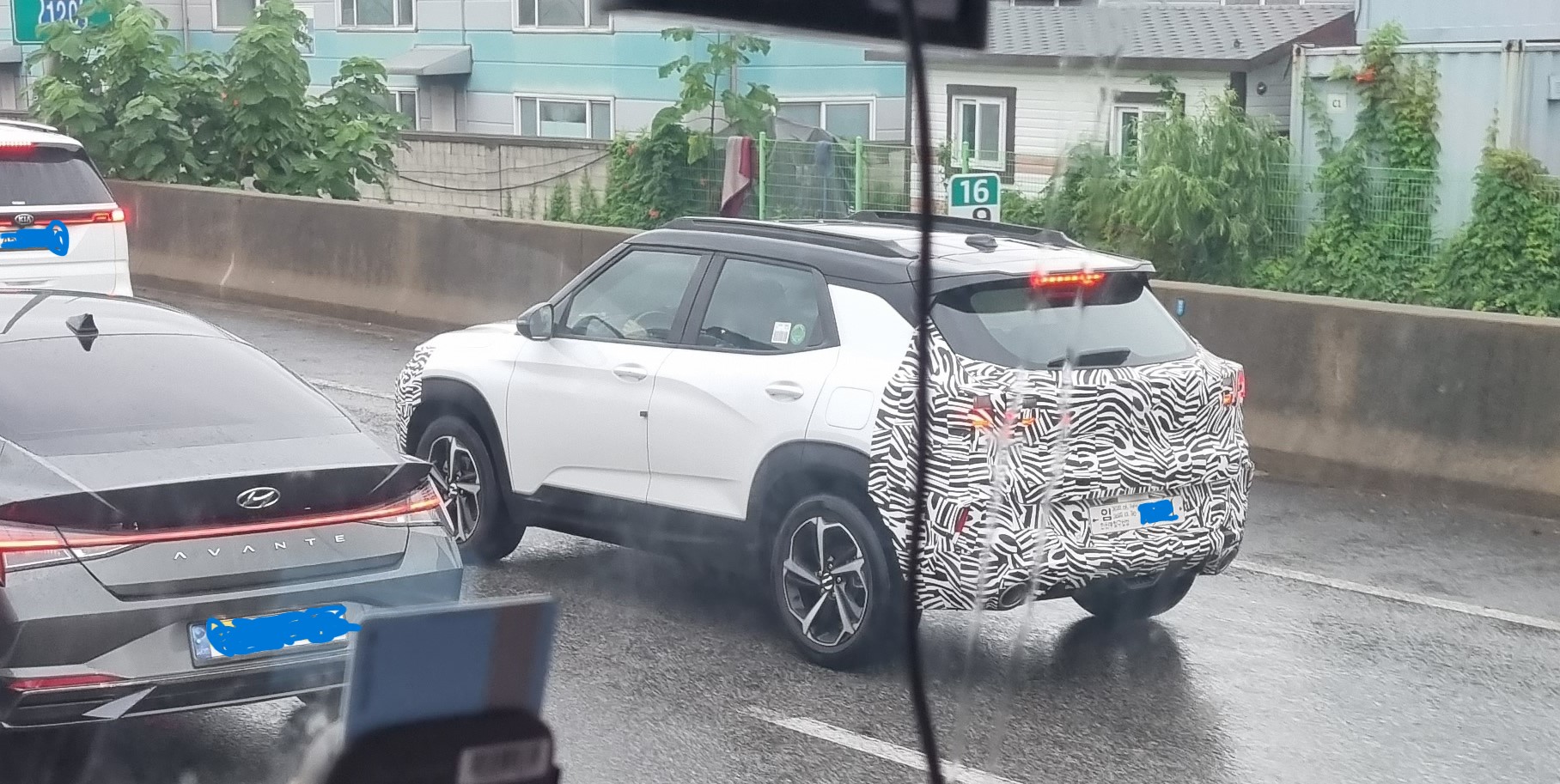  트레일블레이저 페이스리프트 위장막