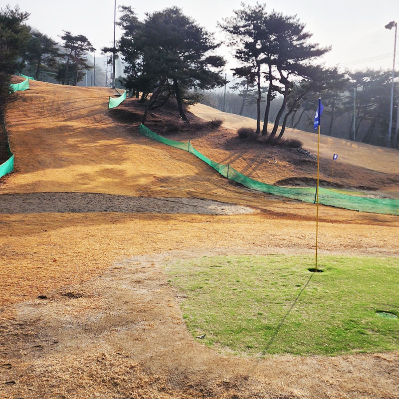 경주 쉐르빌파크골프장 (구 화산 쉐르빌골프리조트) 경북 경주시 천북면 새터홍림리 551