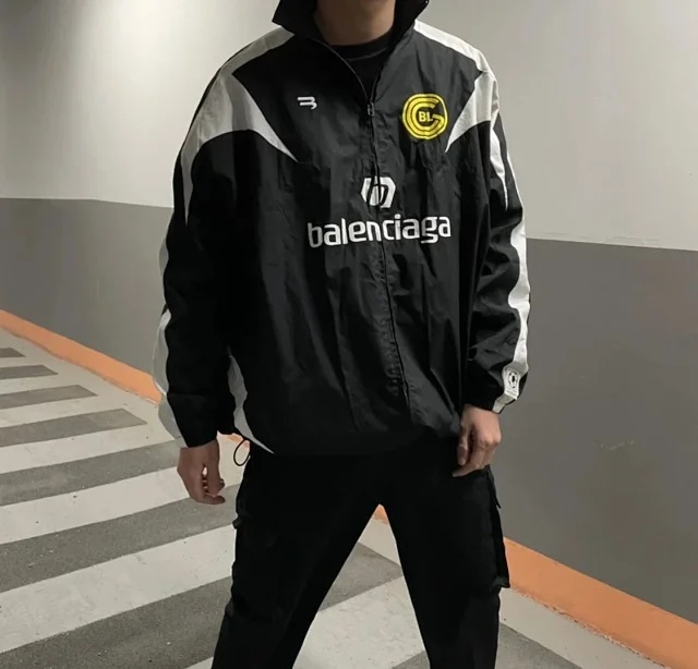  [BALENCIAGA] 발렌시아가 싸커 트랙 수트 집업 자켓 642341 TYB18 1000