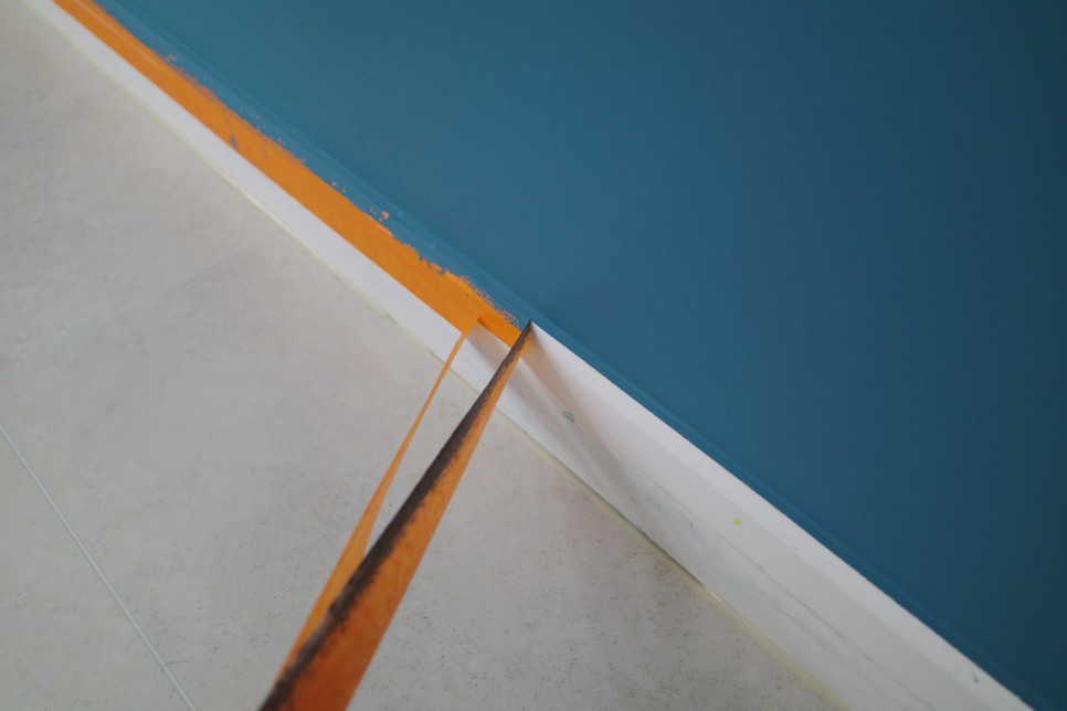 [댄 에드워드 무광 셀프 인테리어] 벽지 페인트 칠하기 14